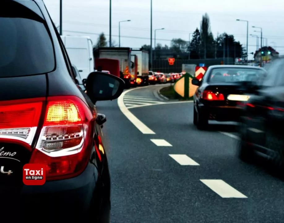 Bison Futé : Un Week-end Sous Tension sur les Routes Françaises - TAXIENLIGNE