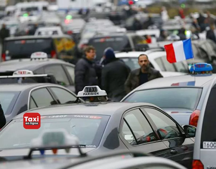 Mobilisation des taxis à Paris contre les transports partagés  - TAXIENLIGNE